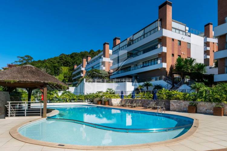 Centro de Bombinhas - 04 quartos 50 metros do mar Centro de Bombinhas - 04 quartos 50 metros do mar