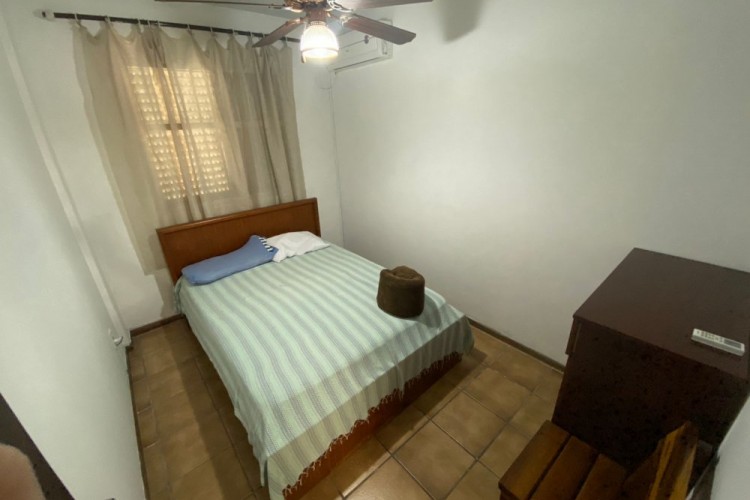 Apartamento na avenida de Bombas - 02 Dormitrios