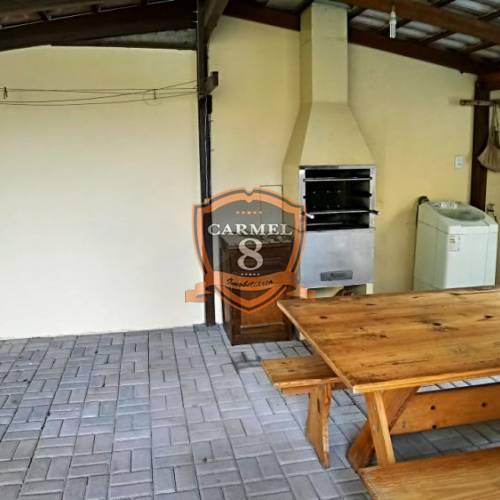 Sobrado bem equipado para 7 pessoas