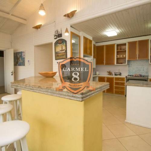 Linda Casa beira mar no canto grande