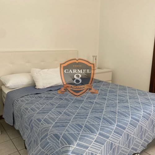 Maravilhosa cobertura com vista mar