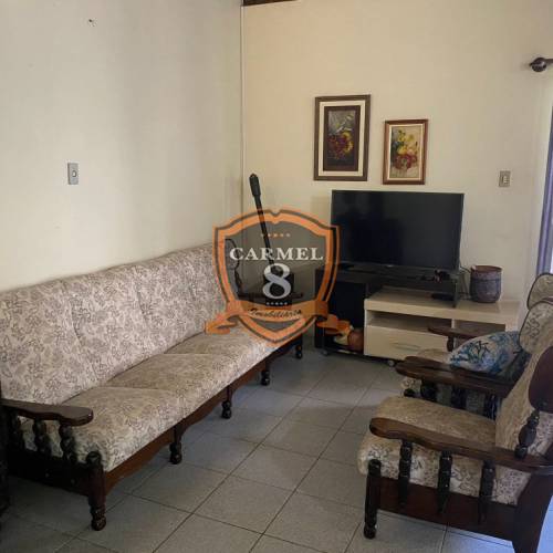Casa com 2 dormitrios em Canto Grande!