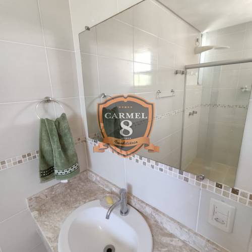 Casa com piscina em Mariscal!