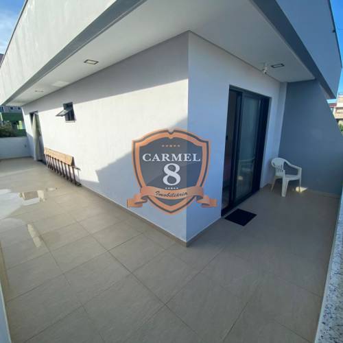Confortavel sobrado 2 quartos Canto Grande