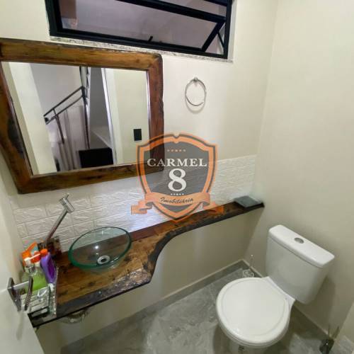 Confortavel sobrado 2 quartos Canto Grande