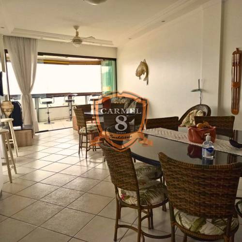 Amplo apartamento - 04 dormitrios - 50m do mar 