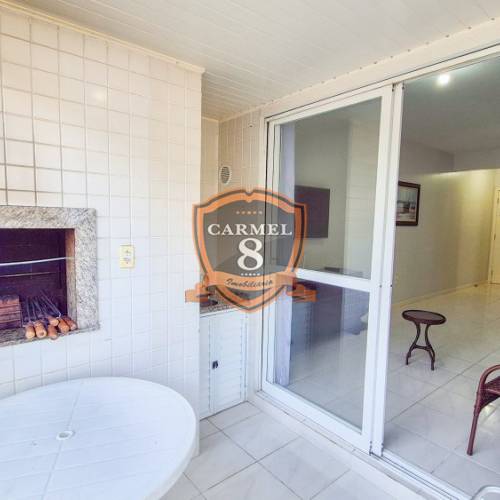 Excelente apartamento pertinho do mar.