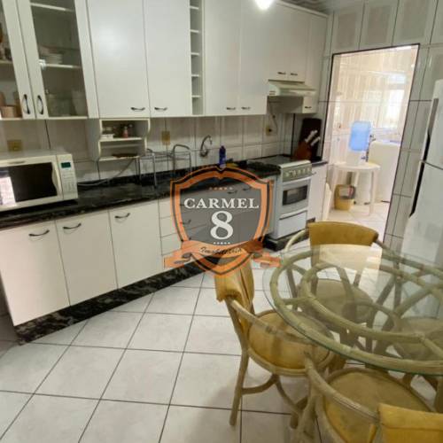 Excelente apartamento na avenida de Bombas.