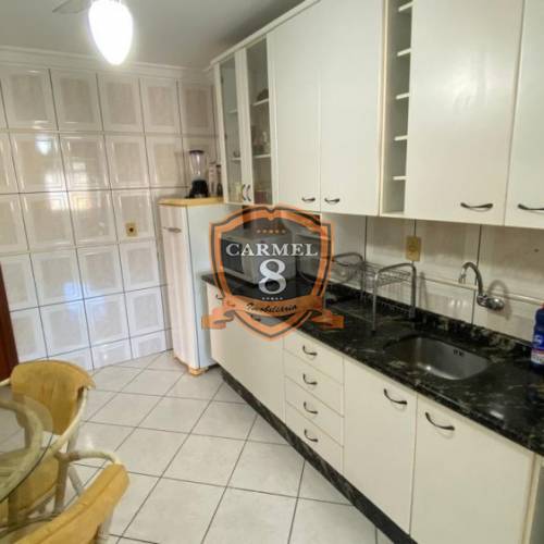 Excelente apartamento na avenida de Bombas.