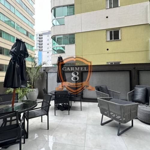 Apartamento na quadra do mar - MEIA PRAIA