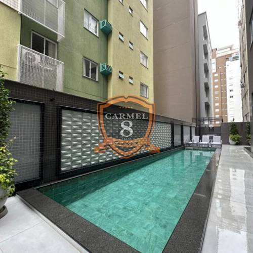 Apartamento na quadra do mar - MEIA PRAIA