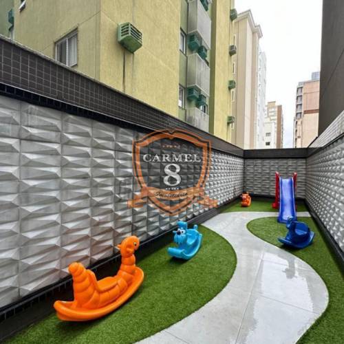 Apartamento na quadra do mar - MEIA PRAIA