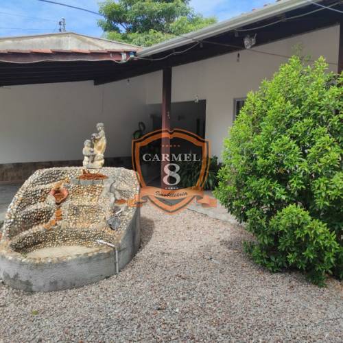 Praia de Bombas - Terreno 320 m2 com casa