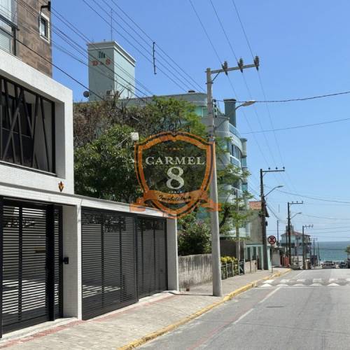 Apto Com Duas Sutes  150M do mar de Bombas