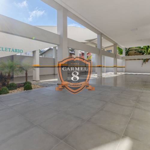 Apartamentos 2 suítes Praia de Mariscal pronto par