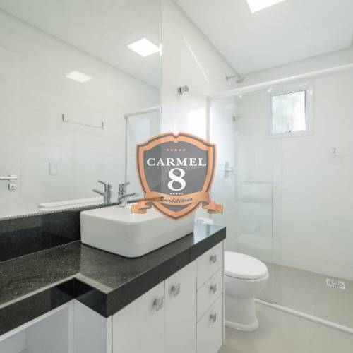 Praia de Mariscal - 03 suítes  alto padrão