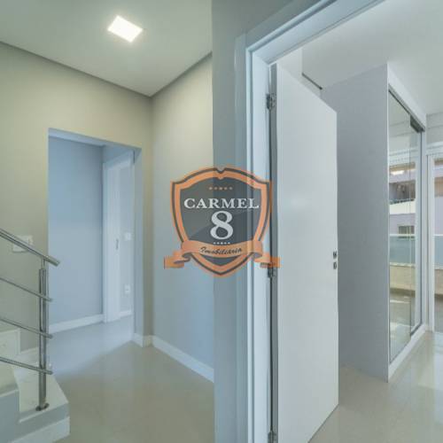 Praia de Mariscal - 03 suítes  alto padrão