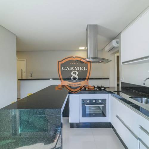 Praia de Mariscal - 03 suítes  alto padrão