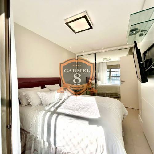 Centro de Bombinhas - 04 quartos 50 metros do mar