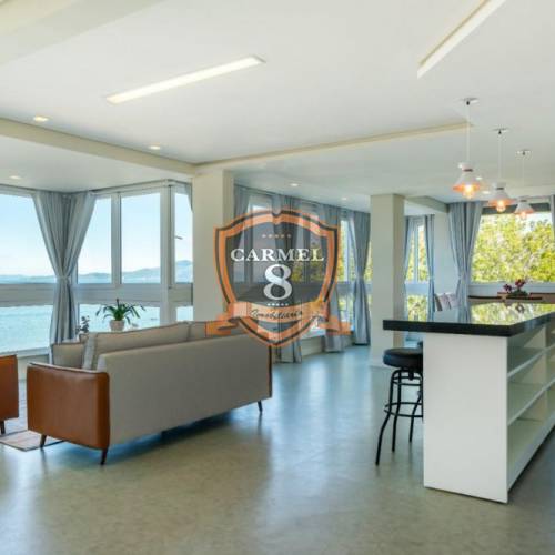 Casa vista mar Zimbros Bombinhas