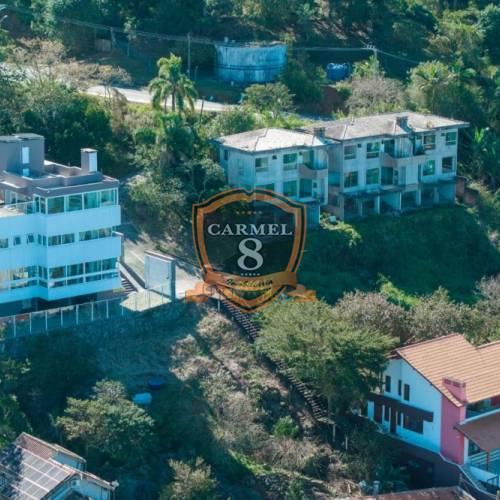 Casa vista mar Zimbros Bombinhas