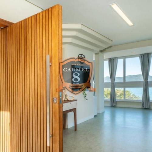 Casa vista mar Zimbros Bombinhas