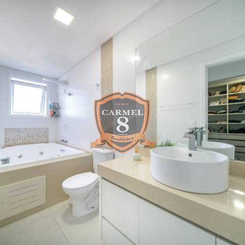 Casa vista mar Zimbros Bombinhas