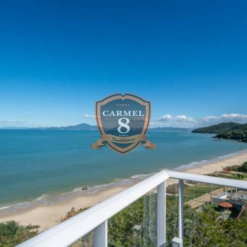 Casa vista mar Zimbros Bombinhas