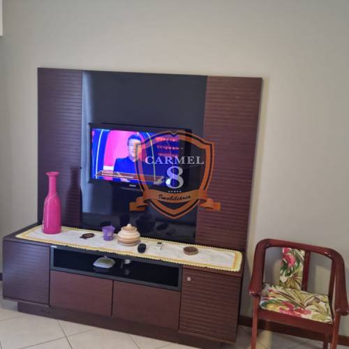 Aptos 2 quartos em residencial com piscina San Vic