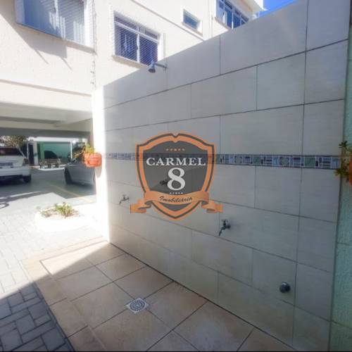 Aptos 2 quartos em residencial com piscina San Vic