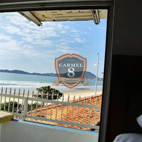 Residencial de frente para o mar