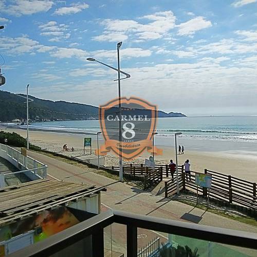 Residencial de frente para o mar
