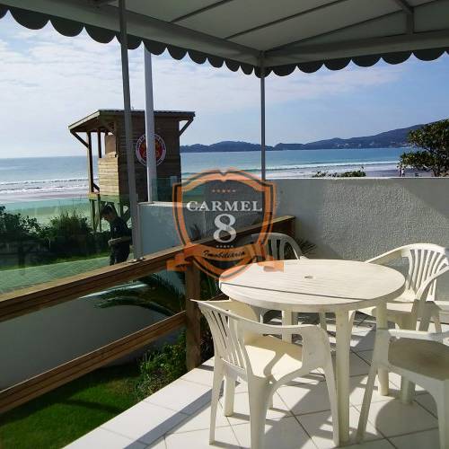 Residencial de frente para o mar