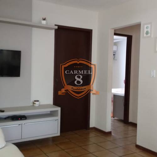 *Linda casa com amplo quintal
