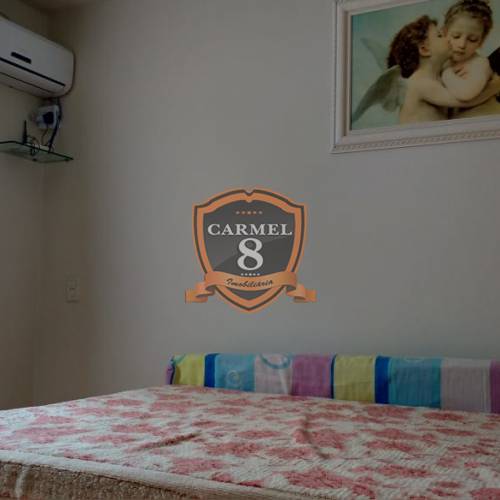*Linda casa com amplo quintal