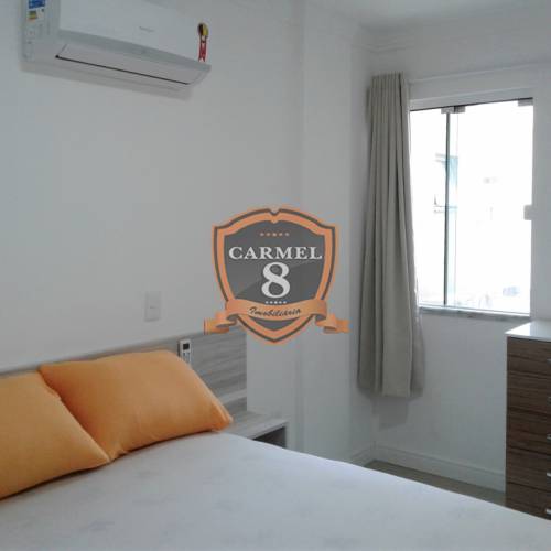 Apartamento de 03 dormitrios  na avenida 