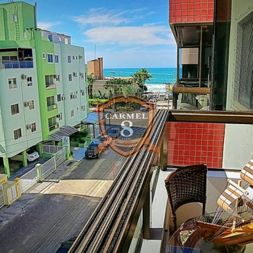 Apartamento no centro de Bombas com vista do mar.