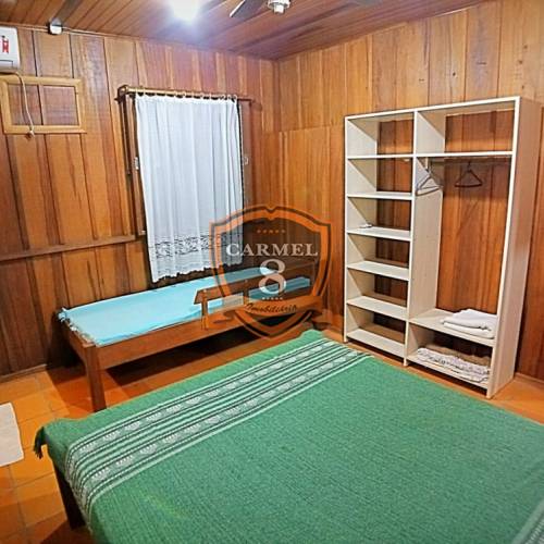 Casa  Rstica e Confortvel Para 12 Pessoas