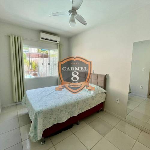 Linda casa com piscina para 13 pessoas.