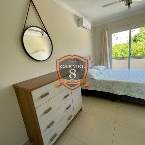 Linda casa com piscina para 13 pessoas.