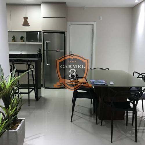 *Lindo Apartamento 02 dormitrios em Mariscal