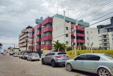 Lindo apto dois quartos pertinho da praia