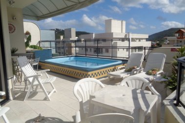 Praia de Bombas - Cobertura 03 quartos com piscina