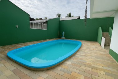 Casa com piscina para 22 pessoas em Bombas 