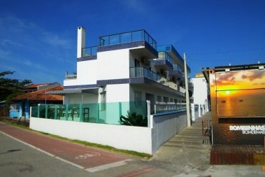 Apartamento 03 dormitórios residencial beira mar