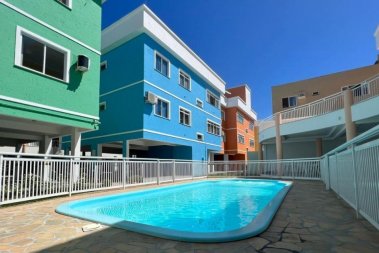 Apto 2 quartos em residencial com piscina para 6 p